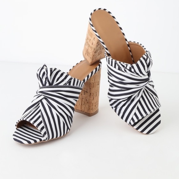Qupid Shoes - Knotted Peep Toe Mules